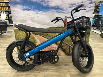 BREKR F250 - BLACK - SPACE BLUE- 720WH